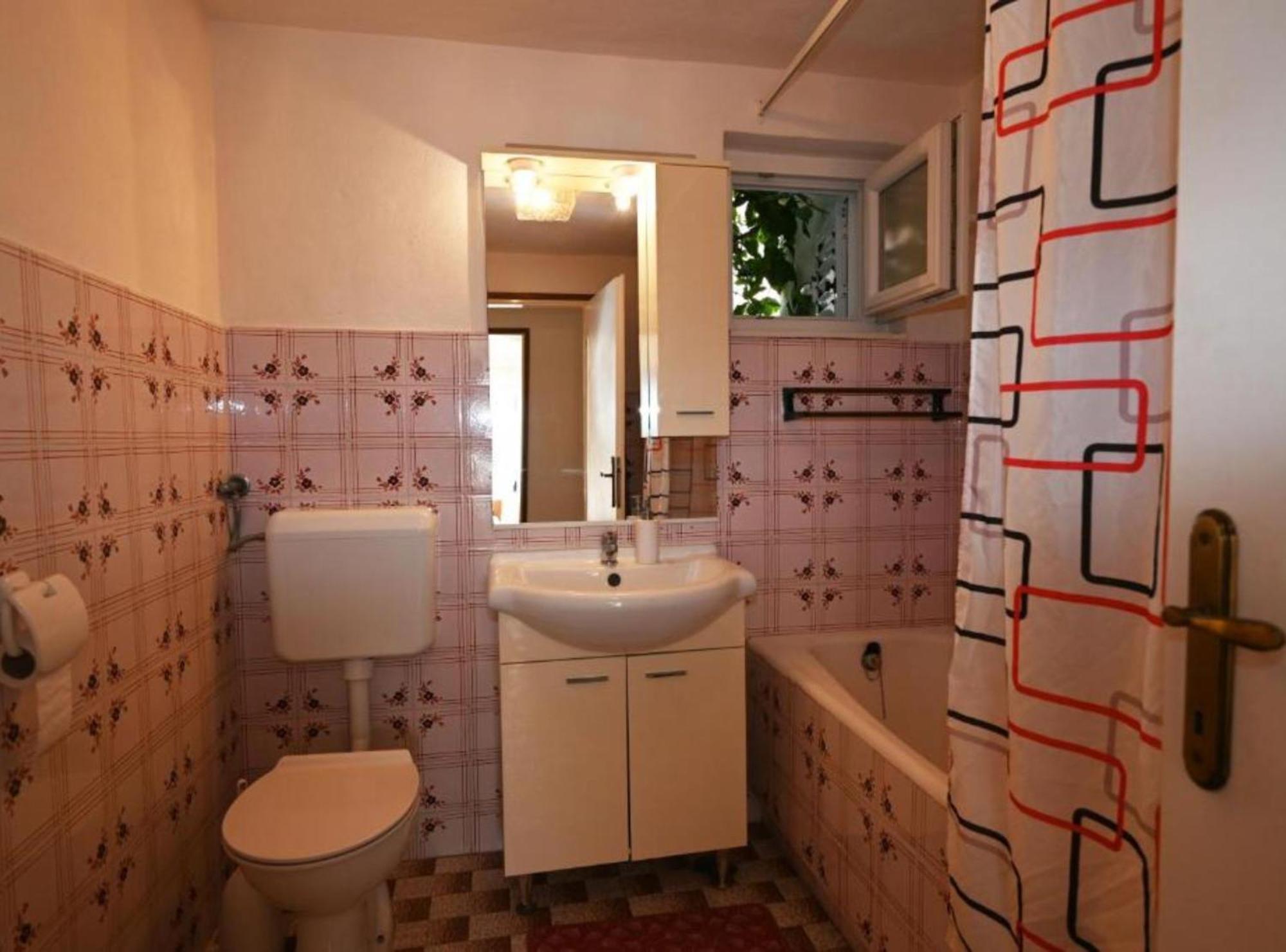 Apartments Mihovilovic - 50 M From Beach Slatine Bagian luar foto